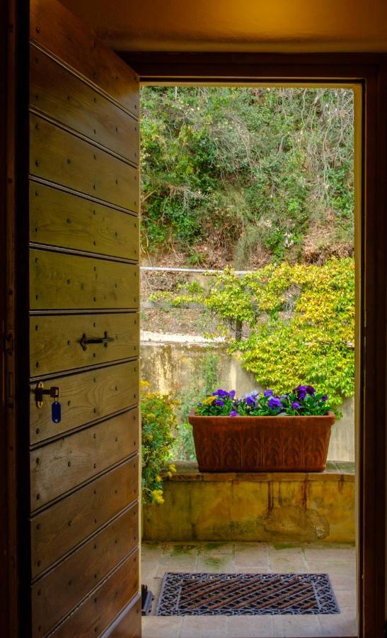 Le Case Gialle Gualdo Cattaneo Extérieur photo